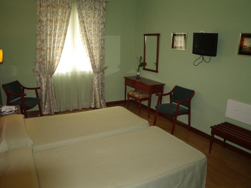 Hotel Serit 赫雷斯 外观 照片